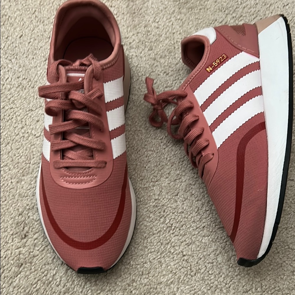 Women's Dusty Rose Runner Sneakers with White Stripes